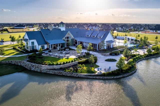 1104 Bluestem Drive, Aubrey, TX 76227