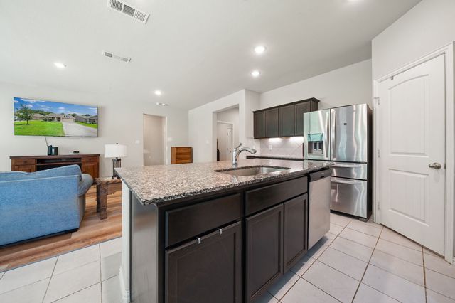 913 Sayle, Greenville, TX 75401