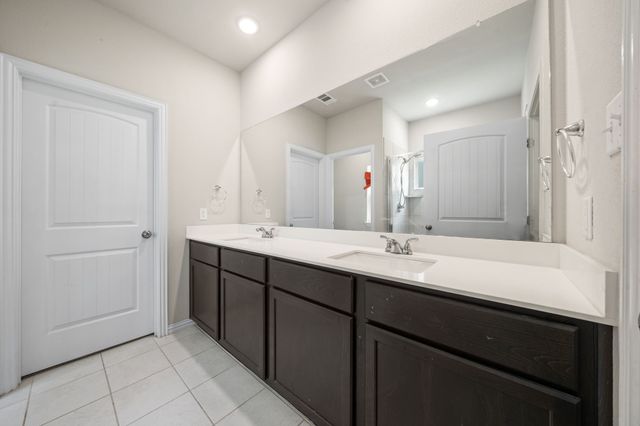 913 Sayle, Greenville, TX 75401