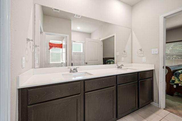 913 Sayle, Greenville, TX 75401