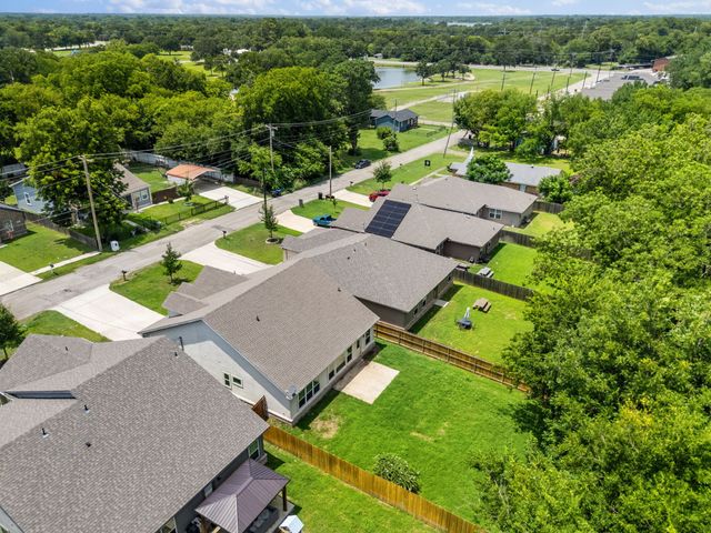 913 Sayle, Greenville, TX 75401