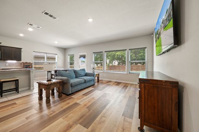 913 Sayle, Greenville, TX 75401