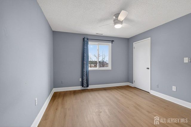 304 Aspen Drive, Plainsboro, NJ 08536