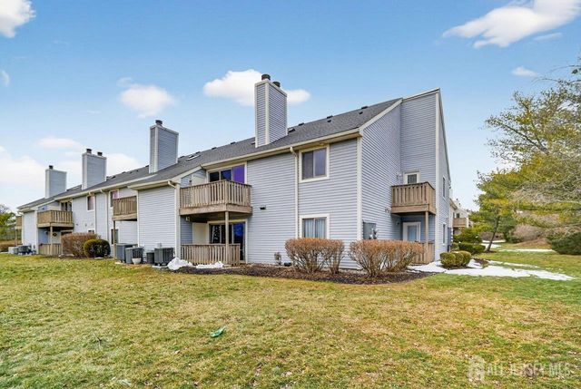 304 Aspen Drive, Plainsboro, NJ 08536