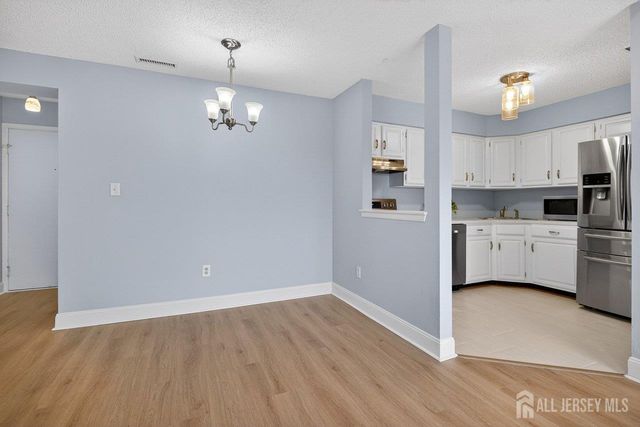 304 Aspen Drive, Plainsboro, NJ 08536