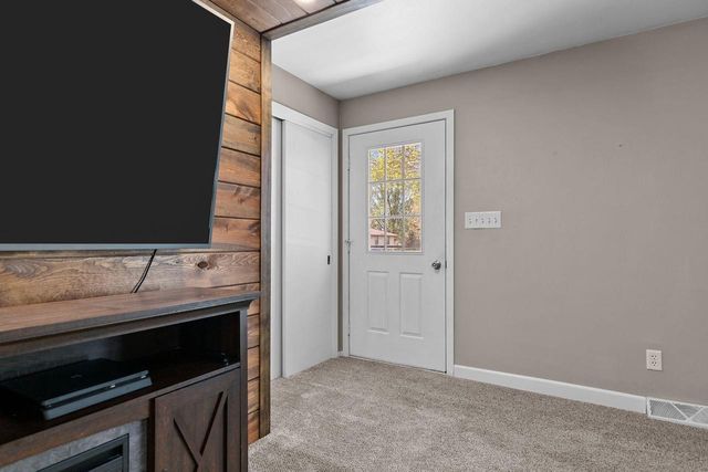 3460 IRENE STREET, Appleton, WI 54913