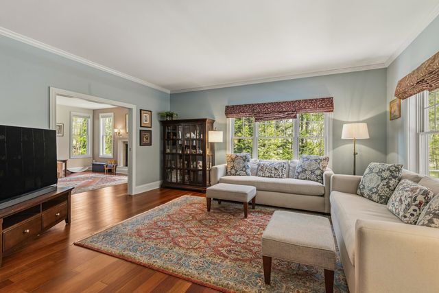36 Bassett Lane, Newfields, NH 03856