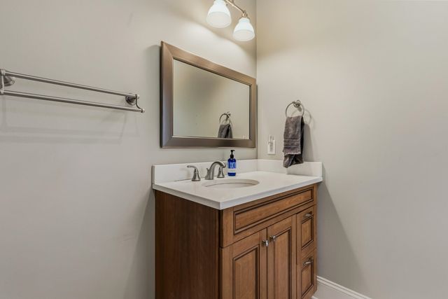 36 Bassett Lane, Newfields, NH 03856