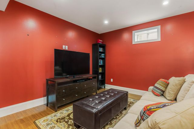 36 Bassett Lane, Newfields, NH 03856