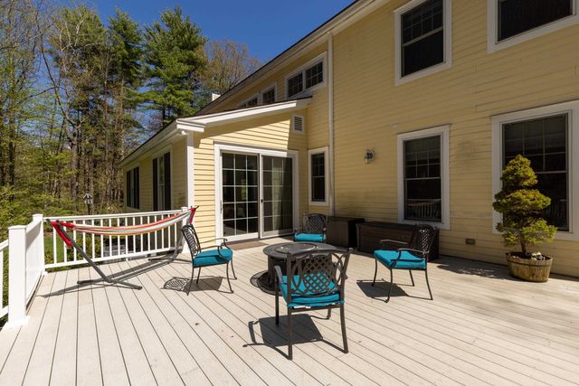 36 Bassett Lane, Newfields, NH 03856