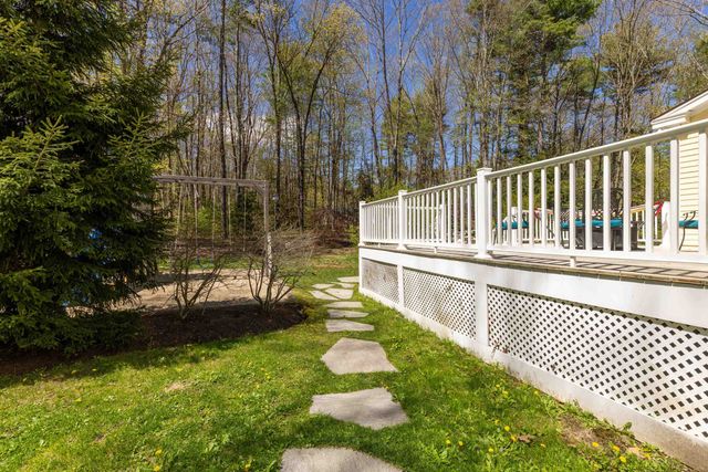 36 Bassett Lane, Newfields, NH 03856