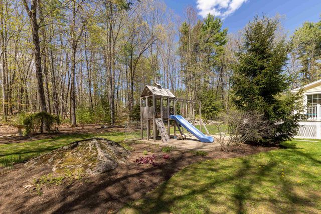 36 Bassett Lane, Newfields, NH 03856