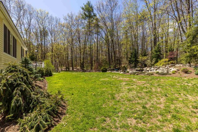 36 Bassett Lane, Newfields, NH 03856