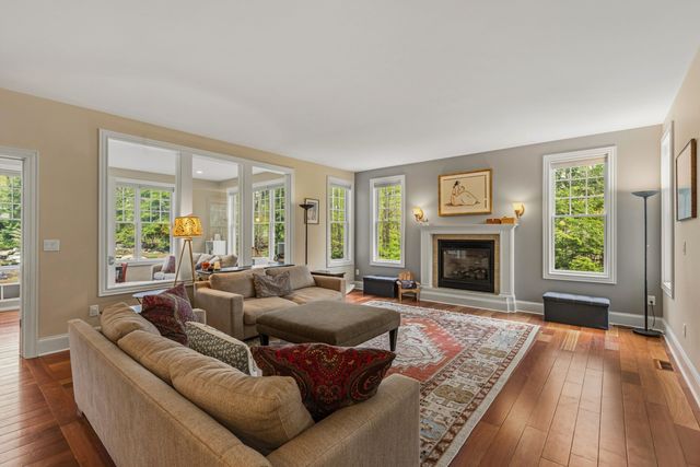 36 Bassett Lane, Newfields, NH 03856
