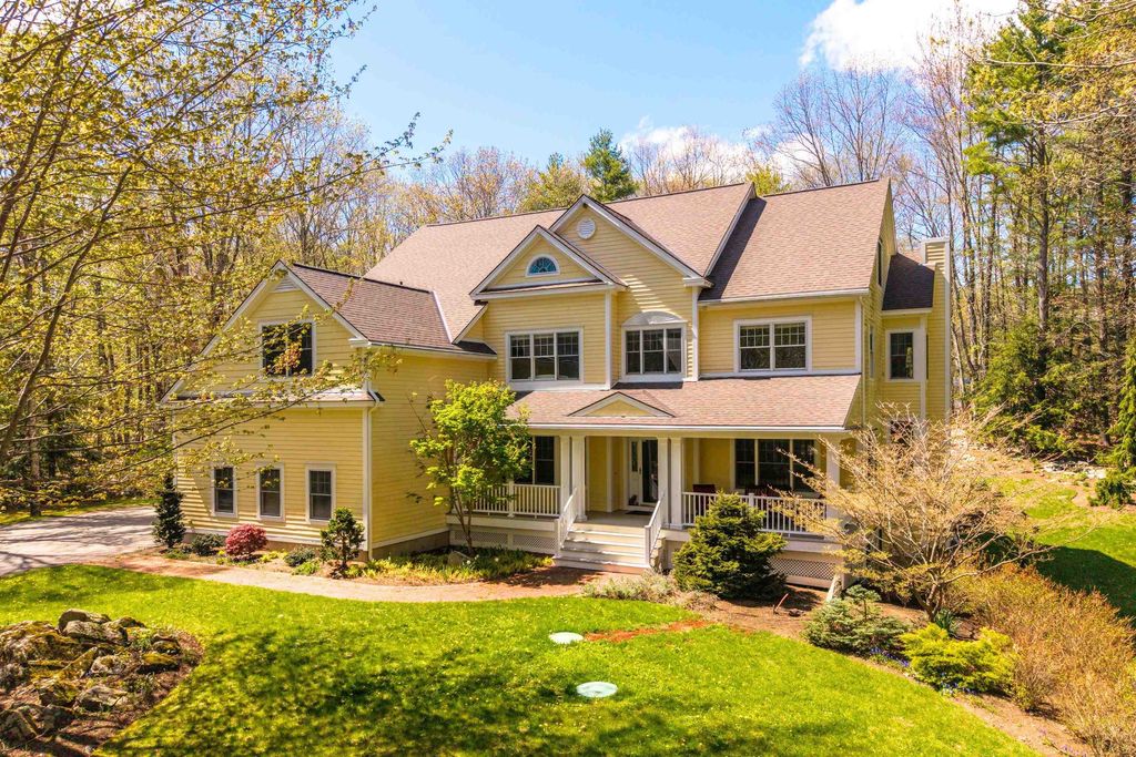36 Bassett Lane, Newfields, NH 03856