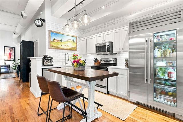 1608 Liberty Lane, Roswell, GA 30075