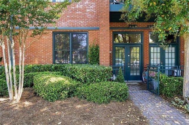 1608 Liberty Lane, Roswell, GA 30075