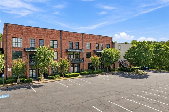 1608 Liberty Lane, Roswell, GA 30075