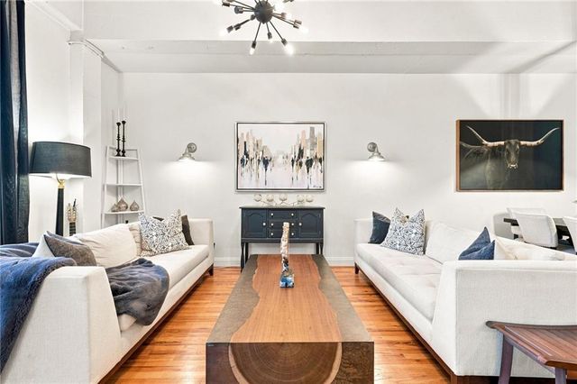 1608 Liberty Lane, Roswell, GA 30075