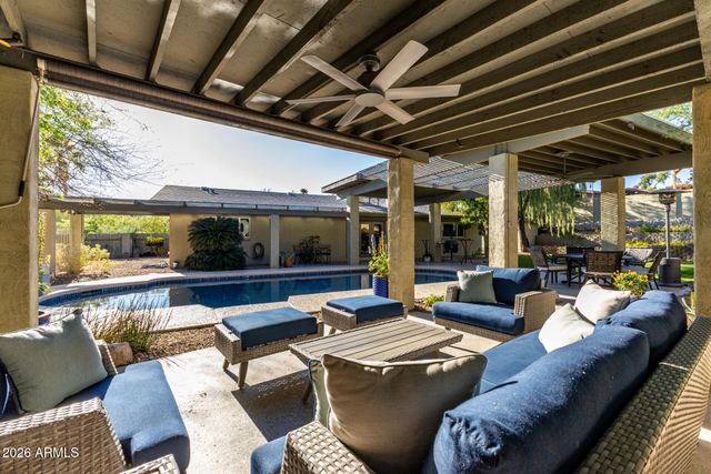 7657 N 22nd Street, Phoenix, AZ 85020