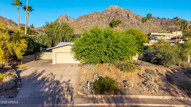 7657 N 22nd Street, Phoenix, AZ 85020