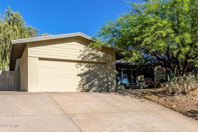 7657 N 22nd Street, Phoenix, AZ 85020