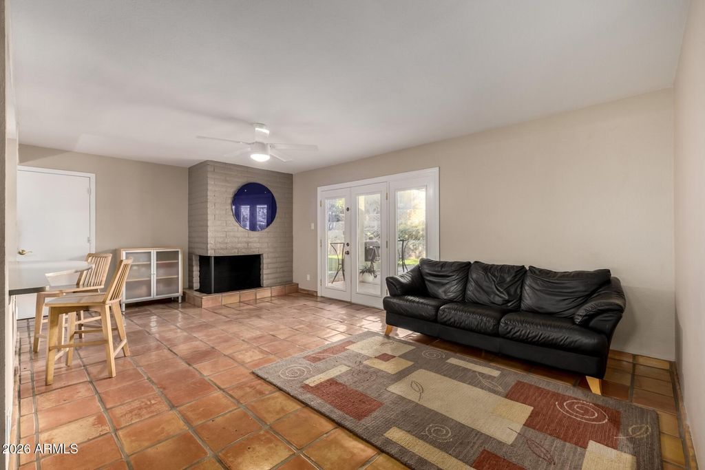 Image 22 of property listing at 7657 N 22nd Street, Phoenix, AZ 85020