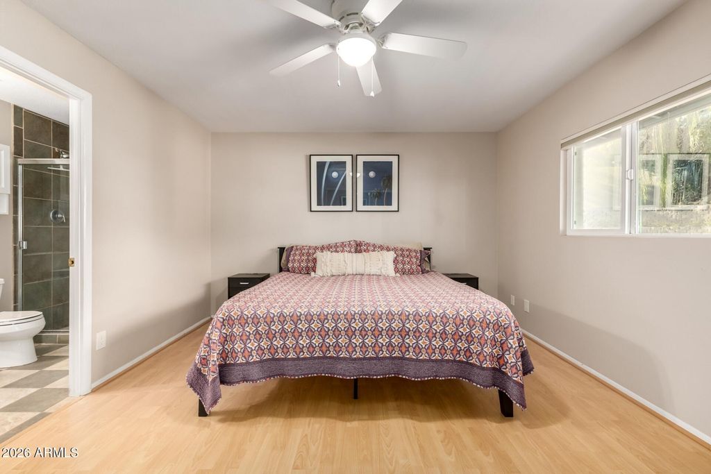 Image 26 of property listing at 7657 N 22nd Street, Phoenix, AZ 85020