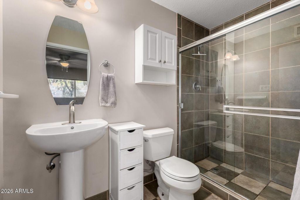 Image 28 of property listing at 7657 N 22nd Street, Phoenix, AZ 85020