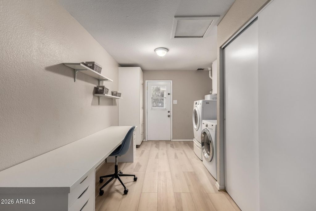 Image 36 of property listing at 7657 N 22nd Street, Phoenix, AZ 85020