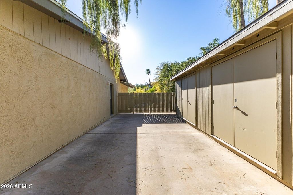 Image 51 of property listing at 7657 N 22nd Street, Phoenix, AZ 85020