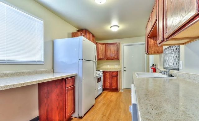 36 E Beardsley Avenue, Champaign, IL 61820