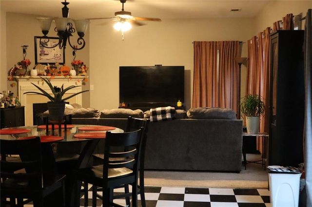 370 Parkmont Way, Dallas, GA 30132