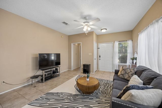 2906 Northrope Street, Euless, TX 76039