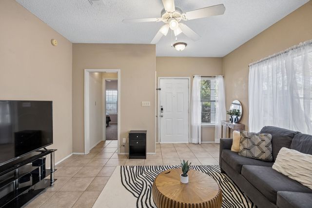 2906 Northrope Street, Euless, TX 76039