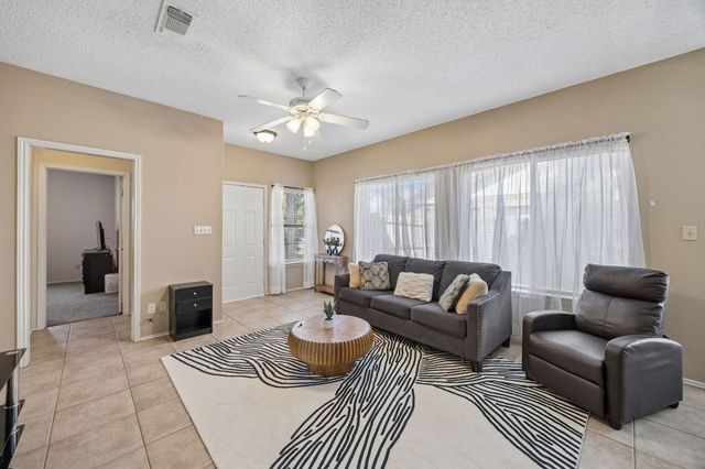 2906 Northrope Street, Euless, TX 76039