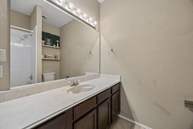 2906 Northrope Street, Euless, TX 76039
