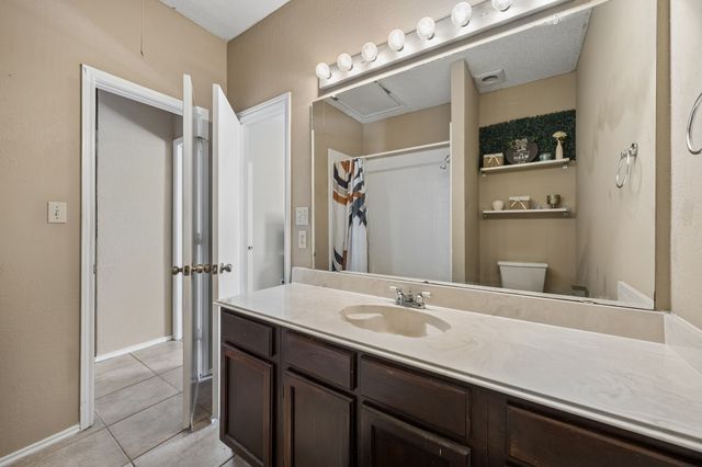 2906 Northrope Street, Euless, TX 76039