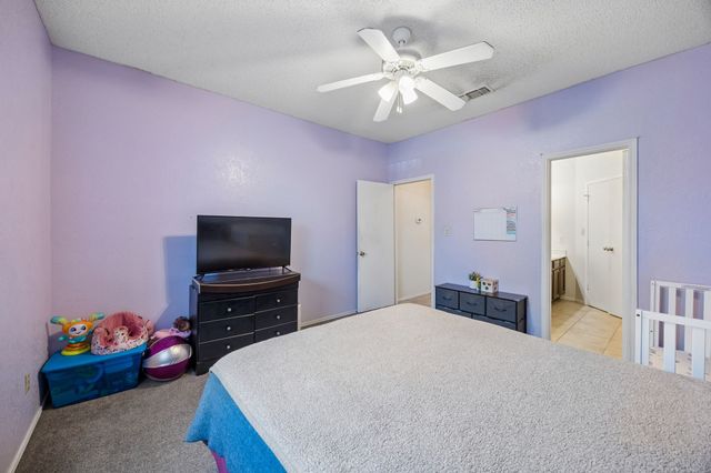 2906 Northrope Street, Euless, TX 76039