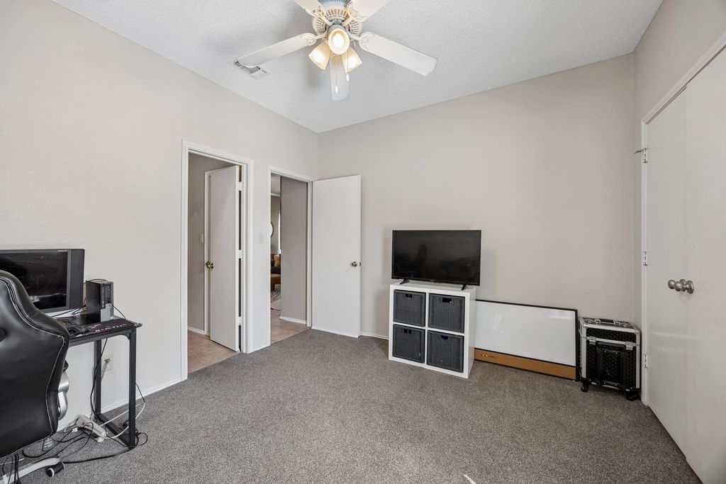 2906 Northrope Street, Euless, TX 76039 — photo 4