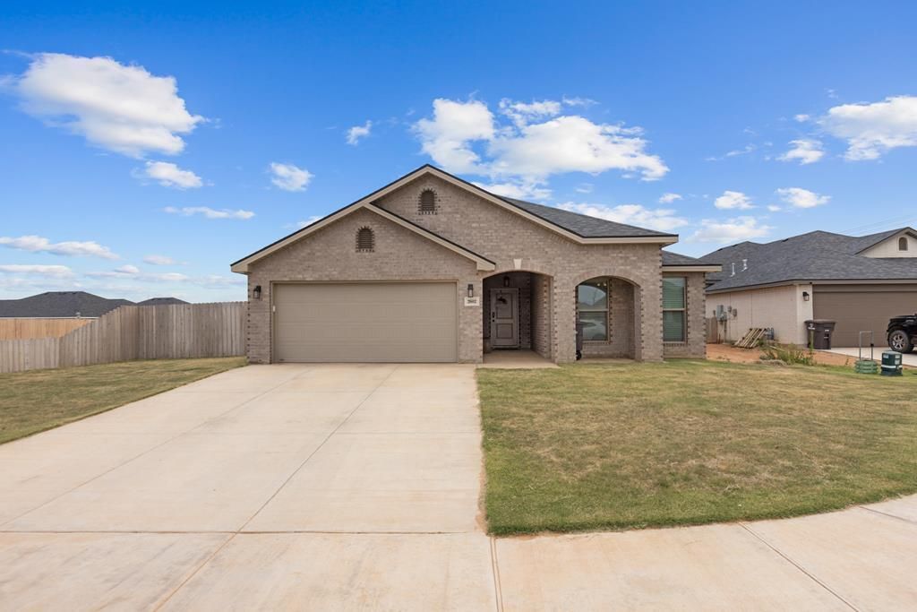 2602 Ivy Lane, Midland, TX 79705