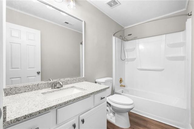 5077 Newpark Drive NW, Acworth, GA 30101