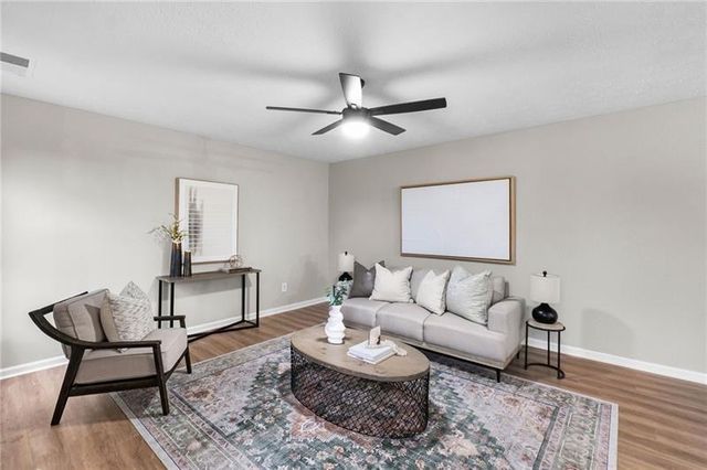 5077 Newpark Drive NW, Acworth, GA 30101