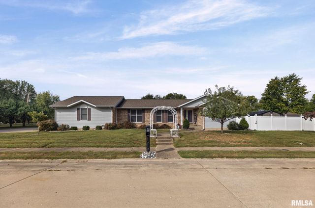 628 TRACY Terrace, Centralia, IL 62801