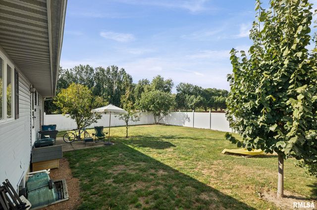 628 TRACY Terrace, Centralia, IL 62801