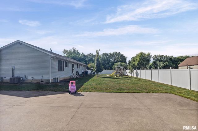 628 TRACY Terrace, Centralia, IL 62801