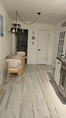 929 Jackson Way, Hutchinson Island, FL 34949