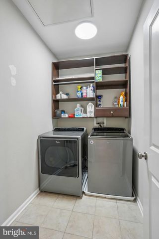 44 SULLIVAN WAY, Marlton, NJ 08053