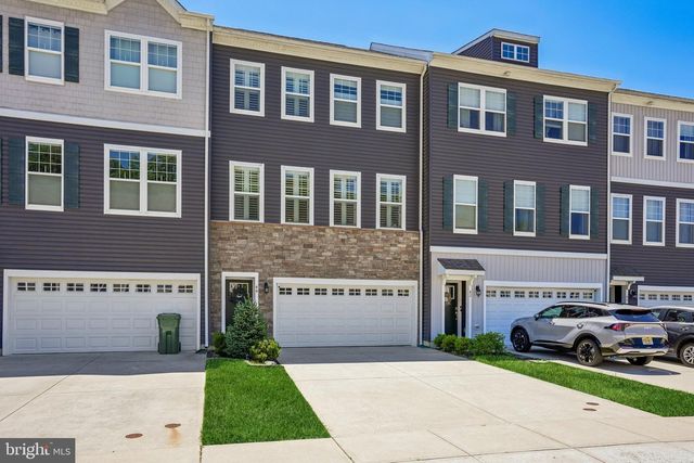 44 SULLIVAN WAY, Marlton, NJ 08053