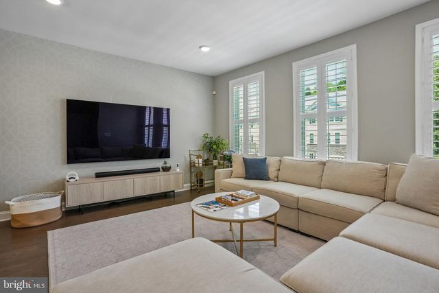 44 SULLIVAN WAY, Marlton, NJ 08053